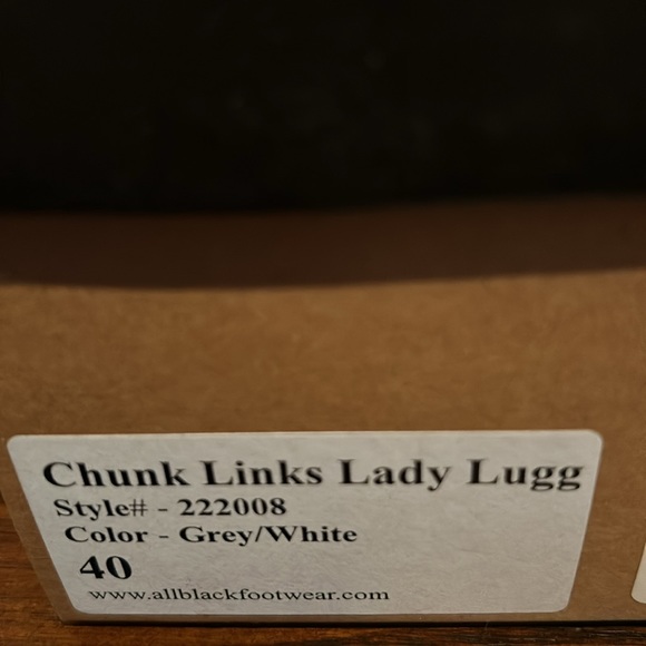 All Black Chunky Loafer 2” heel size 40 (9) gray/white - Picture 6 of 10